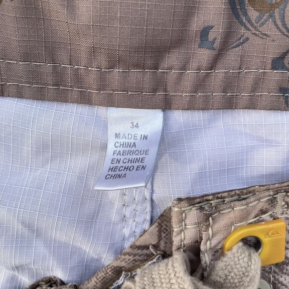 Quicksilver Swim Trunks Mens 34 Tan Floral Hawaiian Stretch Bathing Suit Pool - Picture 6 of 10